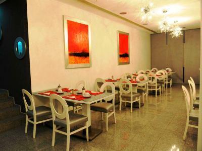 Aparthotel Tropicana Luanda Exterior photo